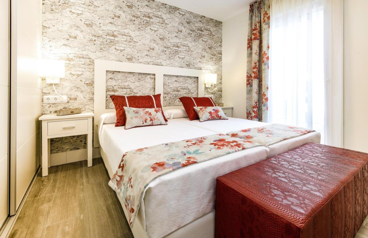 Apartamentos Perla Marina نيرخا المظهر الخارجي الصورة