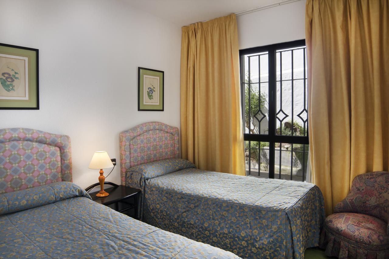 Apartamentos Perla Marina نيرخا المظهر الخارجي الصورة