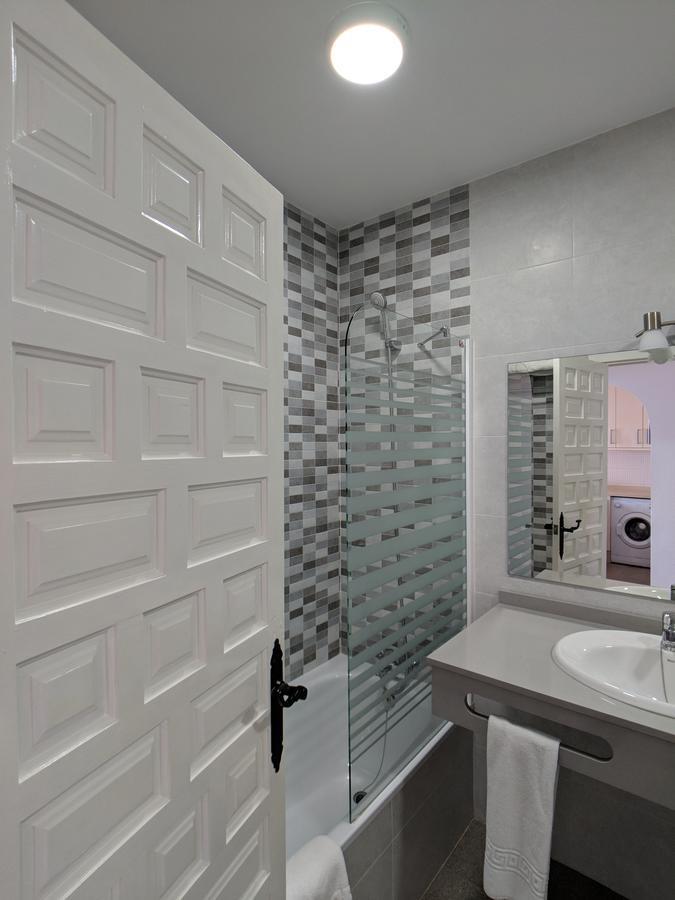 Apartamentos Perla Marina نيرخا المظهر الخارجي الصورة